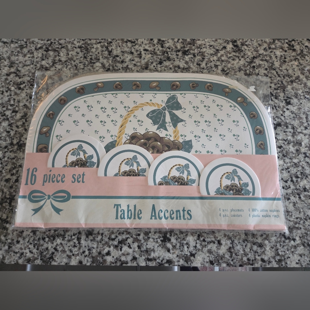 VTG Mushroom Table Accents 16-Piece From McCory Corp.